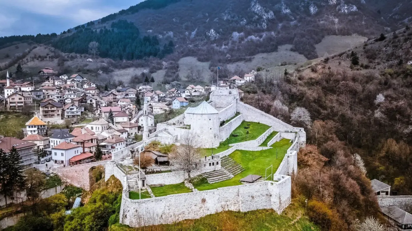 Stari grad travnik photo mhphotographybih dreamstime ok