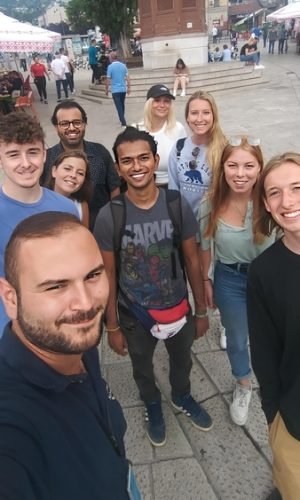 Local guide leading free walking tour in Sarajevo city center